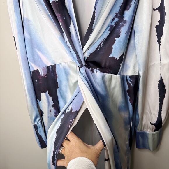 NOVALUXE STUNNING Reign Maxi Satin Fairy Romantic Dress Front Slit Sz XL‎ Deep V - Picture 8 of 12